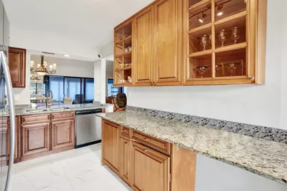 2273 SW 15th Place, Deerfield Beach, FL 33442 - Photo 15