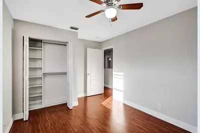 869 NW 127th Avenue, Coral Springs, FL 33071 - Photo 25