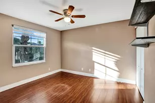 869 NW 127th Ave, Coral Springs, FL 33071 - Photo 27