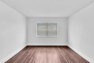 4255 N University Dr, Sunrise, FL 33351 - Photo 29