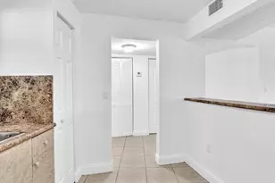 4255 N University Dr, Sunrise, FL 33351 - Photo 19