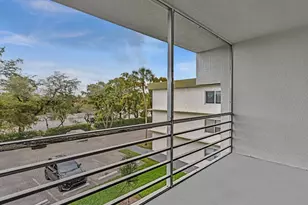 4255 N University Dr, Sunrise, FL 33351 - Photo 39