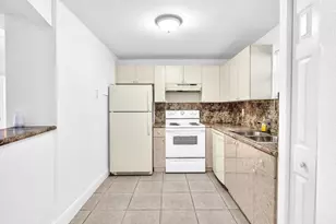 4255 N University Dr, Sunrise, FL 33351 - Photo 13