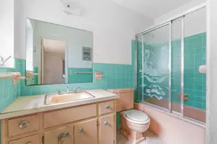 1941 NE 28th Ave, Pompano Beach, FL 33062 - Photo 15