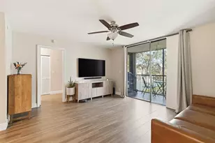 10551 W Broward Blvd, Plantation, FL 33324 - Photo 11