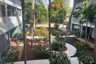 1930 Jackson St, Hollywood, FL 33019 - Photo 3