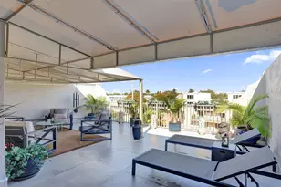 2706 NE 8th Ave, Wilton Manors, FL 33334 - Photo 3