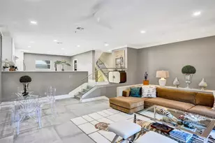 2706 NE 8th Ave, Wilton Manors, FL 33334 - Photo 11