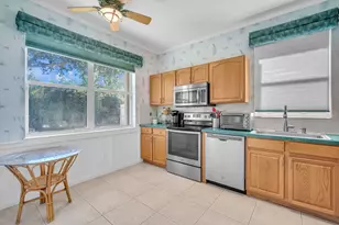 10804 Madison Dr, Boynton Beach, FL 33437 - Photo 5