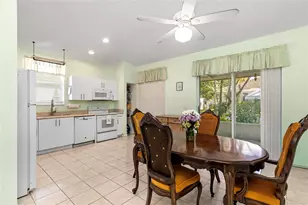 857 NW 133rd Ave, Pembroke Pines, FL 33028 - Photo 31