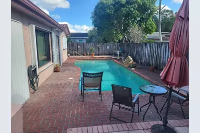 10478 NW 4th Street, Plantation, FL 33324 - Photo 15