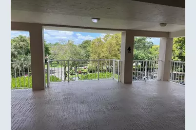 3850 Oaks Clubhouse Drive #403, Pompano Beach, FL 33069 - Photo 15