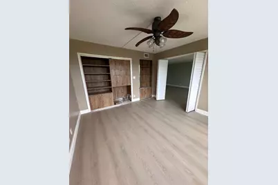 3850 Oaks Clubhouse Drive #403, Pompano Beach, FL 33069 - Photo 7