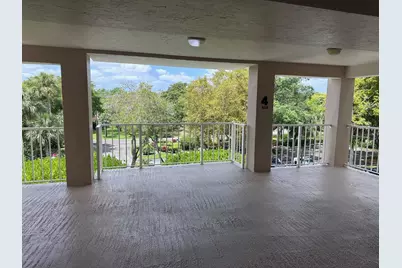 3850 Oaks Clubhouse Drive #403, Pompano Beach, FL 33069 - Photo 15