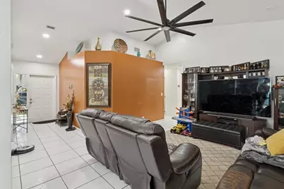 5150 NW 75th Avenue, Lauderhill, FL 33319 - Photo 15