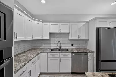 2012 NW 12th Avenue, Fort Lauderdale, FL 33311 - Photo 9