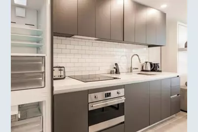 227 NE 2 Nd #2801, Miami, FL 33132 - Photo 7