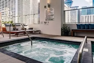 227 NE 2 Nd, Miami, FL 33132 - Photo 17