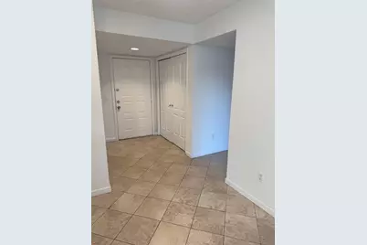 4521 W McNab Road #19, Pompano Beach, FL 33069 - Photo 9