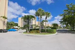 7100 Radice Ct, Lauderhill, FL 33319 - Photo 37