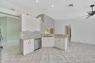 5708 NW 47th Ct, Coral Springs, FL 33067 - Photo 7