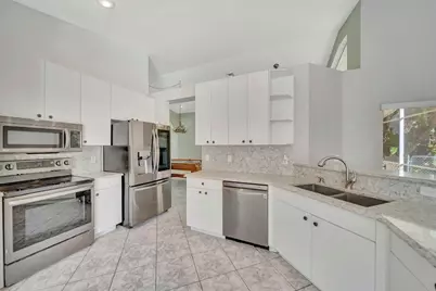 5708 NW 47th Court, Coral Springs, FL 33067 - Photo 5