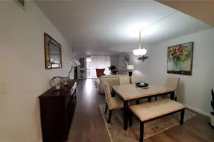 8930 S Hollybrook Blvd, Pembroke Pines, FL 33025 - Photo 5