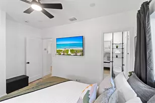 719 NE 36th St, Oakland Park, FL 33334 - Photo 41