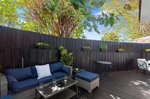 719 NE 36th St, Oakland Park, FL 33334 - Photo 29