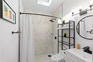 719 NE 36th St, Oakland Park, FL 33334 - Photo 5