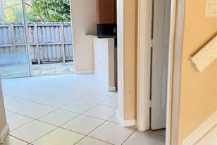 1433 SE 24th Ct, Homestead, FL 33035 - Photo 7