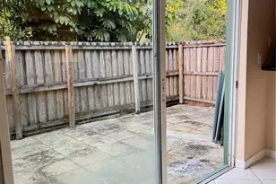 1433 SE 24th Ct, Homestead, FL 33035 - Photo 9