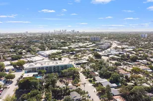 2420 NE 7th Ave, Wilton Manors, FL 33305 - Photo 11