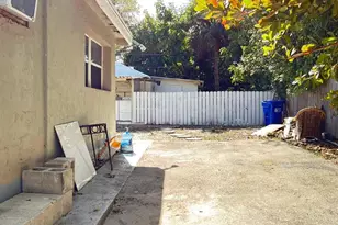 1832 NE 49th St, Pompano Beach, FL 33064 - Photo 7