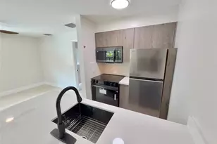 924 NE 17th Terrace, Fort Lauderdale, FL 33304 - Photo 17