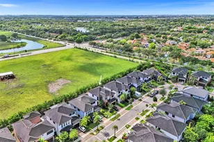 15501 NW 88th Ave, Miami Lakes, FL 33018 - Photo 3