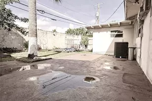 2671 NE 18th Ter, Pompano Beach, FL 33064 - Photo 7