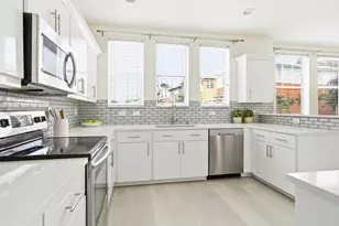 750 Millbrae Ct, West Palm Beach, FL 33401 - Photo 11