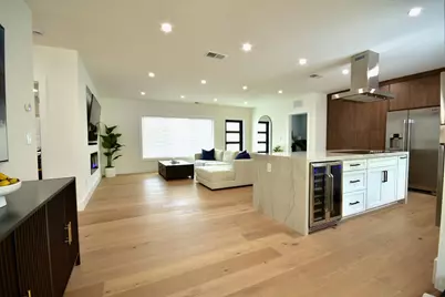 8801 N Miami Avenue, El Portal, FL 33150 - Photo 5