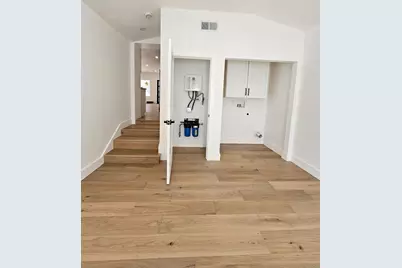 8801 N Miami Avenue, Miami, FL 33150 - Photo 35