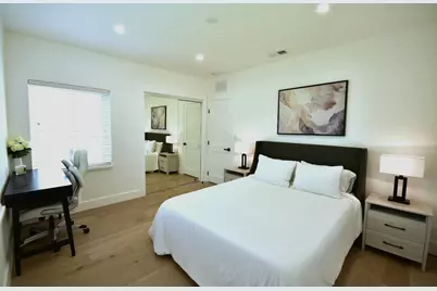 8801 N Miami Avenue, El Portal, FL 33150 - Photo 13