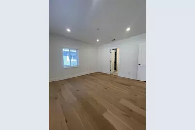 8801 N Miami Avenue, El Portal, FL 33150 - Photo 17