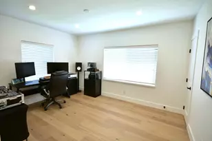 8801 N Miami Ave, El Portal, FL 33150 - Photo 19
