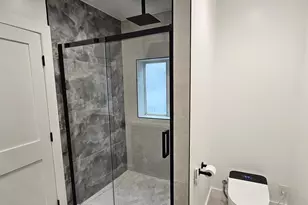 8801 N Miami Ave, El Portal, FL 33150 - Photo 21