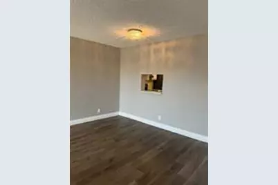 1025 SE 3rd Avenue #303, Dania Beach, FL 33004 - Photo 5