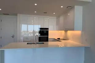 220 Lake Shore Dr, West Palm Beach, FL 33403 - Photo 3