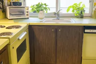 9360 Lime Bay Blvd, Tamarac, FL 33321 - Photo 9