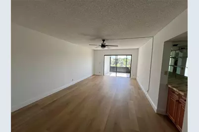 9300 SW 8th Street #422, Boca Raton, FL 33428 - Photo 15