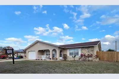 2471 SE Wald Street, Port Saint Lucie, FL 34984 - Photo 3