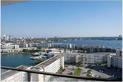 18031 Biscayne Bl #1004-3, Aventura, FL 33160 - Photo 9